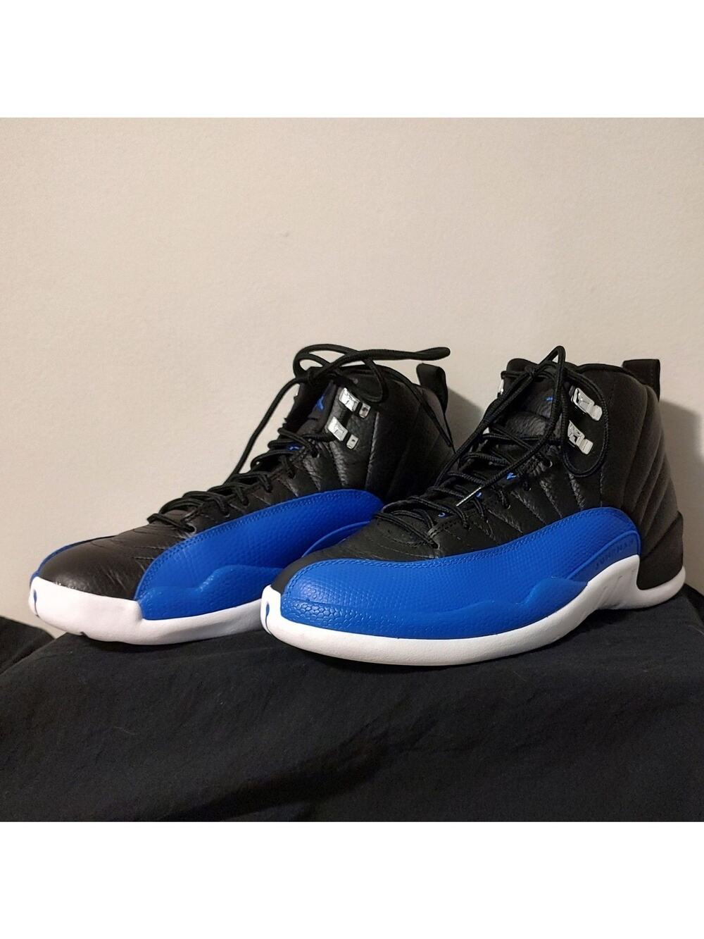 Air Jordan 12 Retro Mens Blue, Black, White EUC Basketball Shoes Size 11